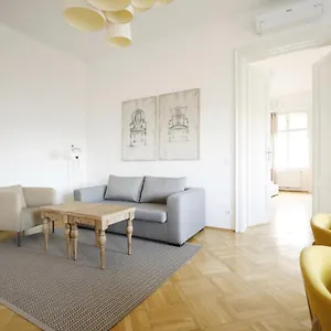  Апартаменты Heymi Oper Австрия